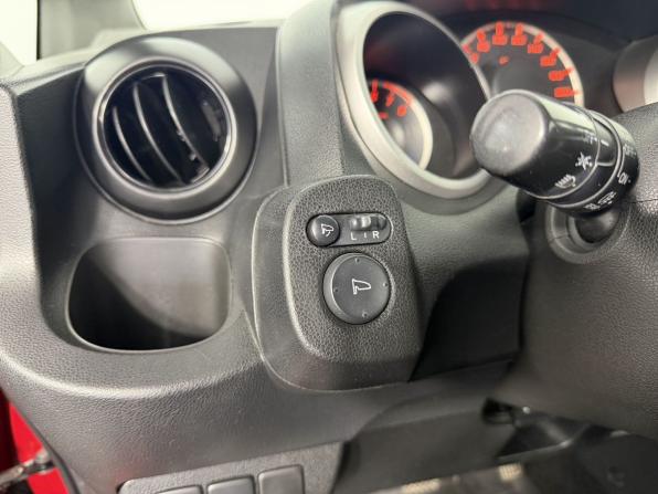 Honda Jazz II с пробегом 2009 года, цена 590 000 рублей, 213593 км, хэтчбек, Автокод Объявления