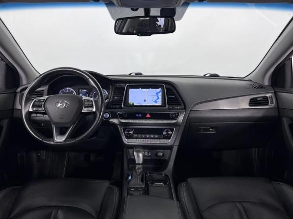 Hyundai Sonata VII (LF) Рестайлинг с пробегом 2019 года, цена 1 950 000 рублей, 117852 км, седан, Автокод Объявления