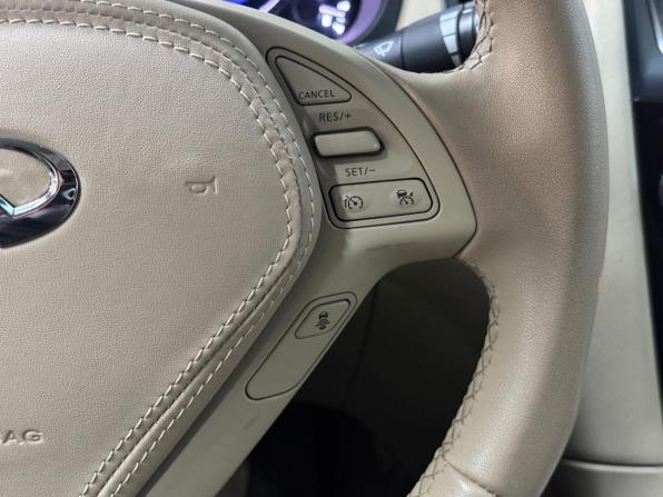 Infiniti EX I (J50) с пробегом 2011 года, цена 1 630 000 рублей, 136900 км, внедорожник, Автокод Объявления