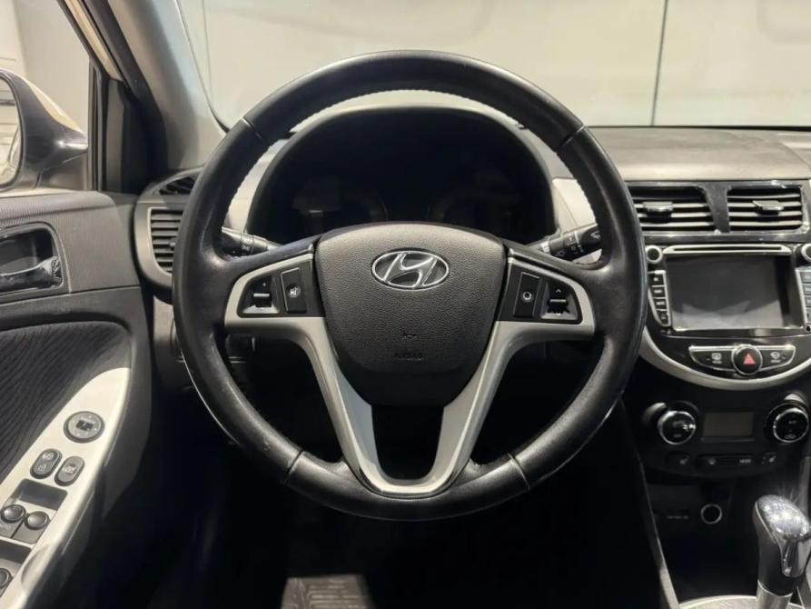 Hyundai Solaris I Новосибирск  - изображение 9
