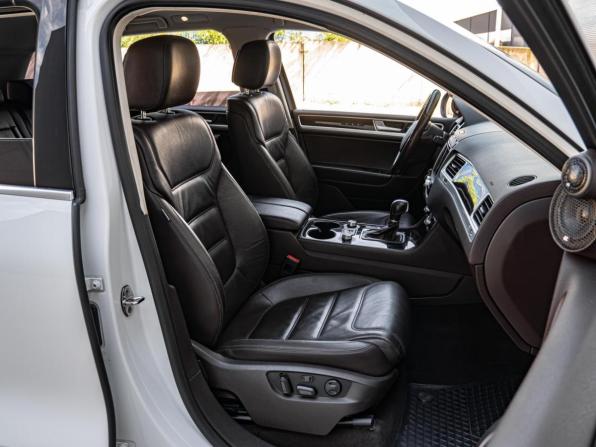Volkswagen Touareg II Рестайлинг с пробегом 2016 года, цена 2 890 000 рублей, 207301 км, внедорожник, Автокод Объявления