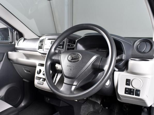 Daihatsu Mira e:S II с пробегом 2019 года, цена 822 999 рублей, 52310 км, хэтчбек, Автокод Объявления