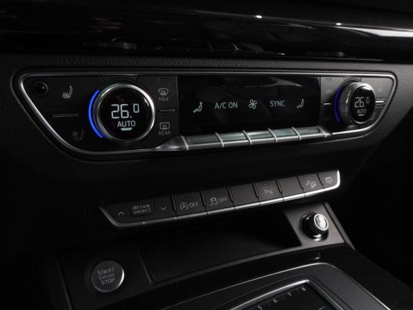 Audi Q5 II (FY) с пробегом 2018 года, цена 3 709 000 рублей, 100083 км, внедорожник, Автокод Объявления