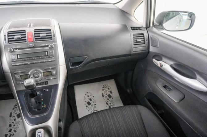 Toyota Auris I с пробегом 2007 года, цена 729 000 рублей, 261000 км, хэтчбек, Автокод Объявления