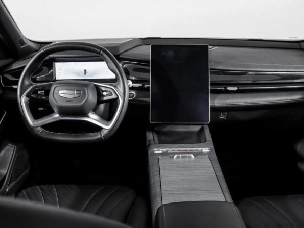 Geely Preface I с пробегом 2024 года, цена 2 899 000 рублей, 14760 км, седан, Автокод Объявления