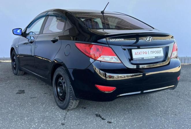 Hyundai Solaris I с пробегом 2013 года, цена 795 000 рублей, 202224 км, седан, Автокод Объявления
