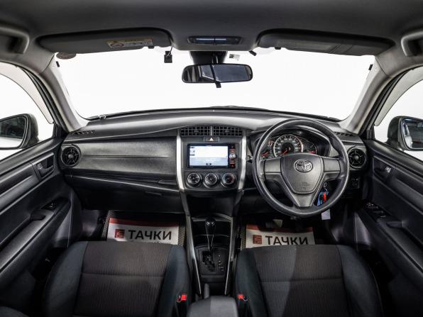 Toyota Corolla XI (E160 E170 E180) с пробегом 2015 года, цена 1 300 000 рублей, 59769 км, универсал, Автокод Объявления