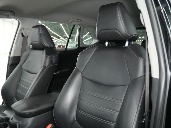 Toyota RAV4 V (XA50) с пробегом 2019 года, цена 2 940 000 рублей, 131000 км, внедорожник, Автокод Объявления