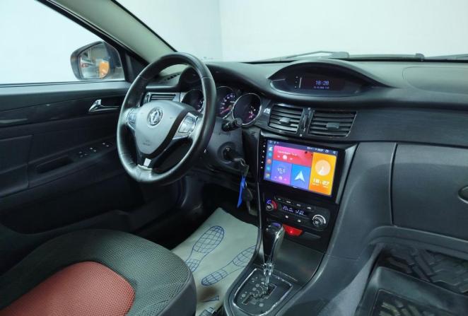 Dongfeng H30 Cross с пробегом 2016 года, цена 670 000 рублей, 107268 км, хэтчбек, Автокод Объявления