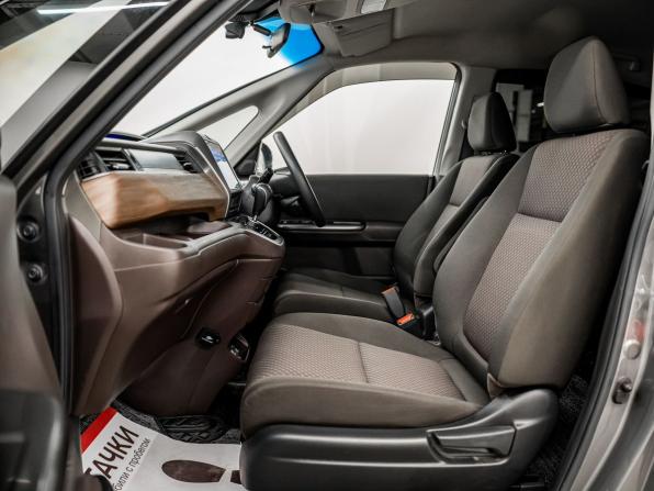 Honda Freed II Рестайлинг с пробегом 2020 года, цена 1 657 000 рублей, 142000 км, компактвэн, Автокод Объявления