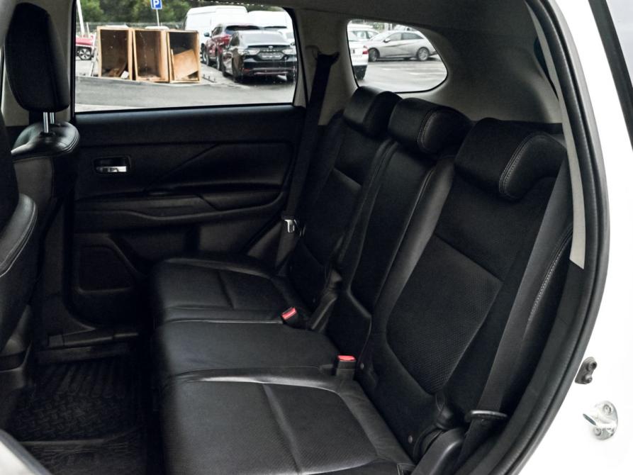 Mitsubishi Outlander III Екатеринбург  - изображение 17
