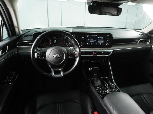 Kia K5 III с пробегом 2021 года, цена 2 590 000 рублей, 60639 км, седан, Автокод Объявления