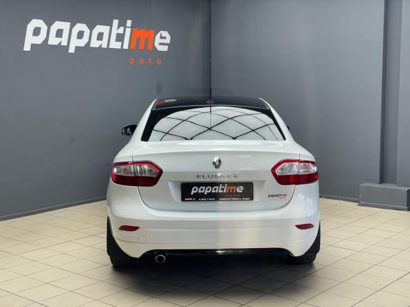 Renault Fluence I с пробегом 2012 года, цена 650 000 рублей, 305540 км, седан, Автокод Объявления