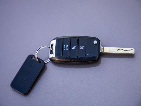 Kia Rio IV Рестайлинг с пробегом 2022 года, цена 1 733 000 рублей, 58041 км, седан, Автокод Объявления