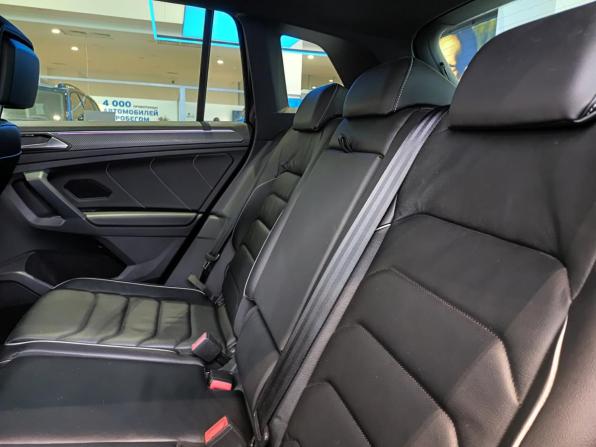 Volkswagen Tiguan II Рестайлинг с пробегом 2021 года, цена 4 090 000 рублей, 94158 км, внедорожник, Автокод Объявления