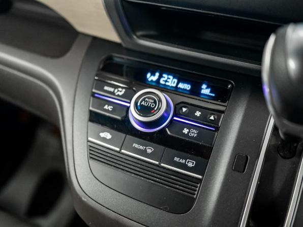 Honda Freed II с пробегом 2019 года, цена 1 695 000 рублей, 77805 км, компактвэн, Автокод Объявления