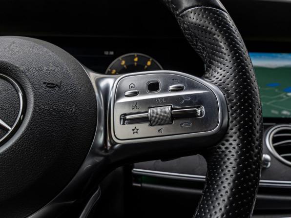 Mercedes-Benz E-Класс V (W213 S213 C238) с пробегом 2018 года, цена 2 985 000 рублей, 139281 км, седан, Автокод Объявления