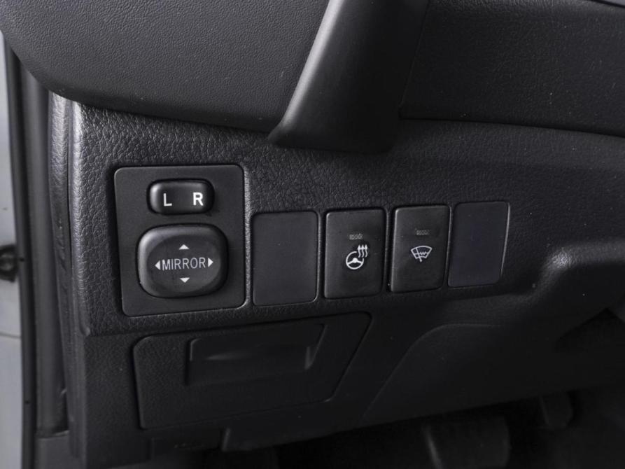 Toyota Corolla XI (E160 E170 E180) Рестайлинг 1 Ростов-на-Дону  - изображение 16
