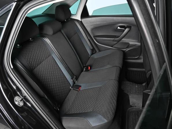 Volkswagen Polo V Рестайлинг с пробегом 2019 года, цена 1 469 000 рублей, 73810 км, седан, Автокод Объявления