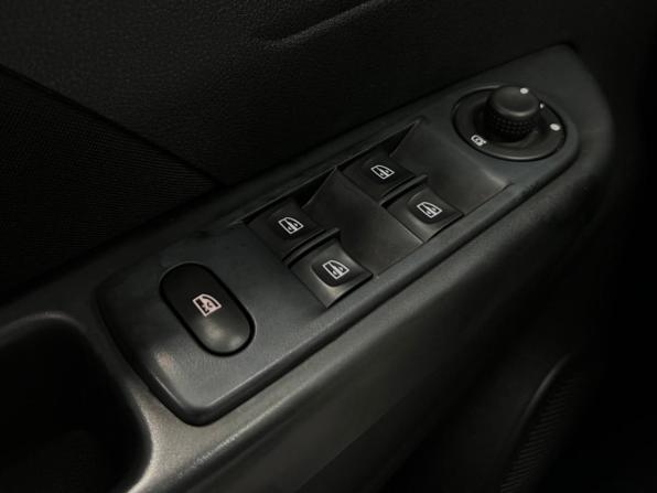 Renault Kaptur I с пробегом 2017 года, цена 1 550 000 рублей, 109000 км, внедорожник, Автокод Объявления