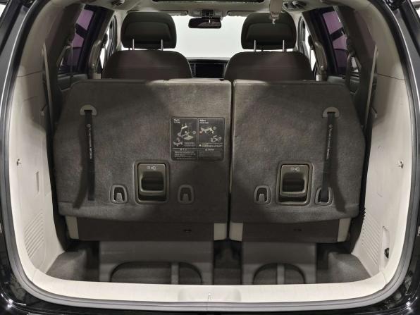 Kia Carnival III с пробегом 2018 года, цена 2 090 000 рублей, 298561 км, минивэн, Автокод Объявления