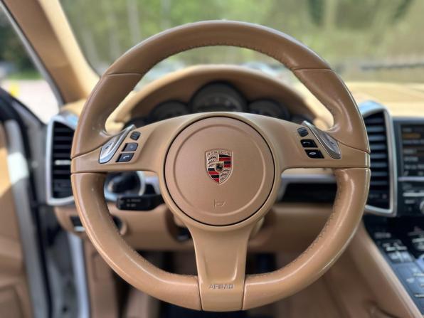Porsche Cayenne II (958) с пробегом 2012 года, цена 2 160 000 рублей, 192000 км, внедорожник, Автокод Объявления