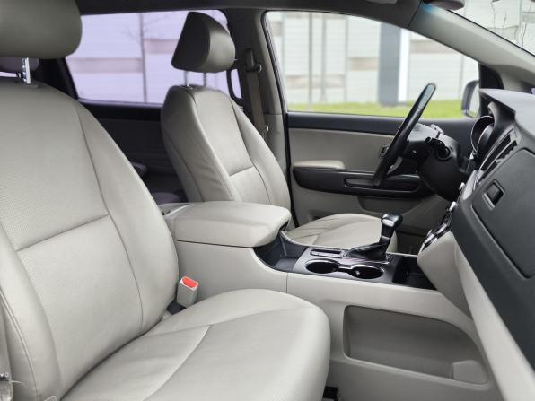 Kia Carnival III с пробегом 2019 года, цена 2 599 000 рублей, 157300 км, минивэн, Автокод Объявления