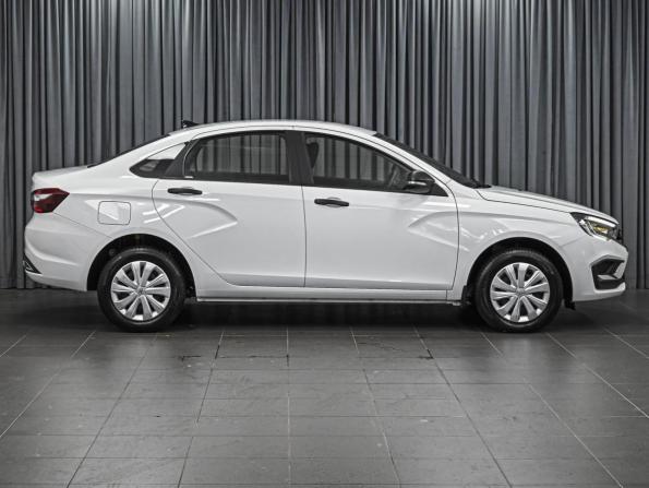 Lada (ВАЗ) Vesta I Рестайлинг (NG) с пробегом 2024 года, цена 1 350 111 рублей, 902 км, седан, Автокод Объявления
