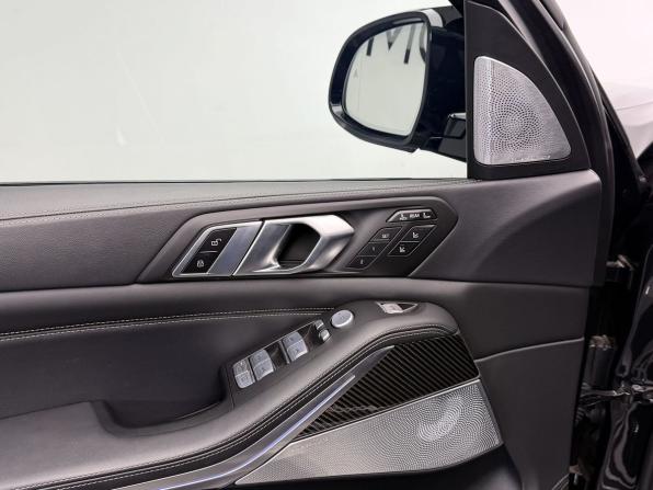 BMW X7 I (G07) Рестайлинг с пробегом 2025 года, цена 16 436 000 рублей, 2500 км, внедорожник, Автокод Объявления