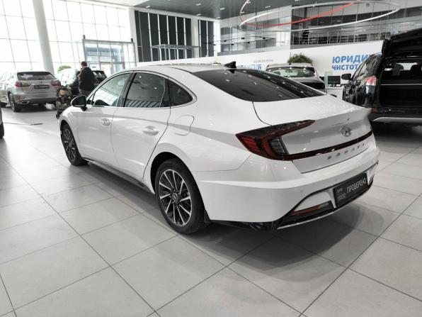 Hyundai Sonata VIII (DN8) с пробегом 2022 года, цена 2 599 000 рублей, 88767 км, седан, Автокод Объявления