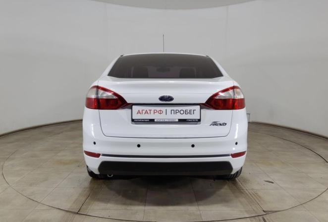 Ford Fiesta Mk6 Рестайлинг с пробегом 2015 года, цена 799 000 рублей, 214572 км, седан, Автокод Объявления