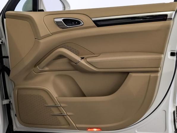 Porsche Cayenne II Рестайлинг (958) с пробегом 2015 года, цена 3 675 000 рублей, 127782 км, внедорожник, Автокод Объявления