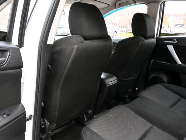 Mazda 3 II (BL) Рестайлинг с пробегом 2012 года, цена 945 000 рублей, 179812 км, седан, Автокод Объявления