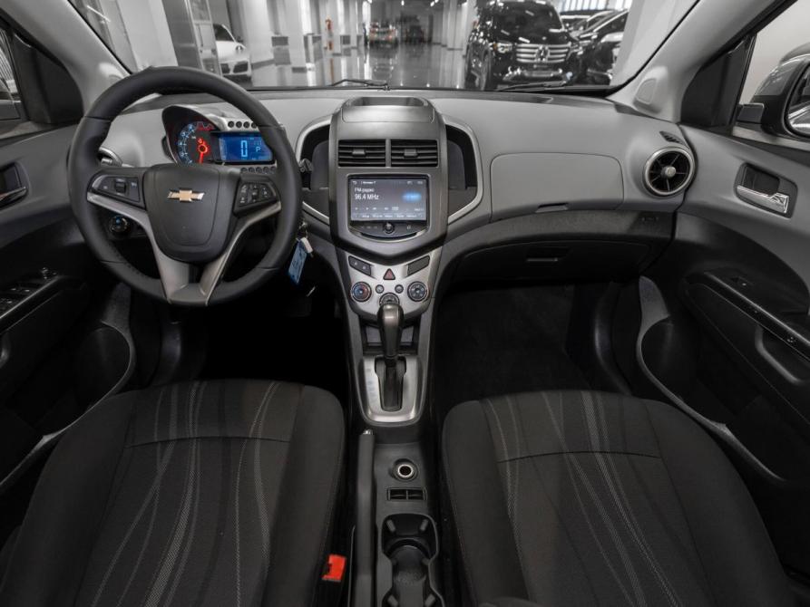 Chevrolet Aveo II Москва  - изображение 8