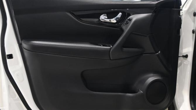Nissan Qashqai II Рестайлинг с пробегом 2021 года, цена 2 395 000 рублей, 105800 км, внедорожник, Автокод Объявления
