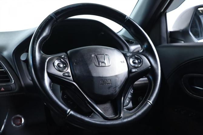 Honda Vezel I с пробегом 2017 года, цена 1 449 000 рублей, 66500 км, внедорожник, Автокод Объявления