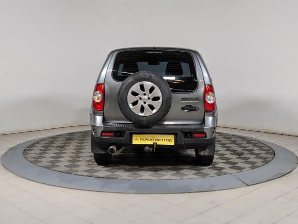 Chevrolet Niva I Рестайлинг с пробегом 2020 года, цена 649 900 рублей, 98000 км, внедорожник, Автокод Объявления