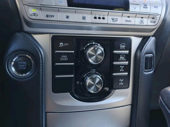 Toyota Land Cruiser Prado 150 Series Рестайлинг 3 с пробегом 2020 года, цена 5 179 000 рублей, 173962 км, внедорожник, Автокод Объявления