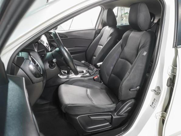 Mazda 3 III (BM) с пробегом 2014 года, цена 979 000 рублей, 233853 км, хэтчбек, Автокод Объявления