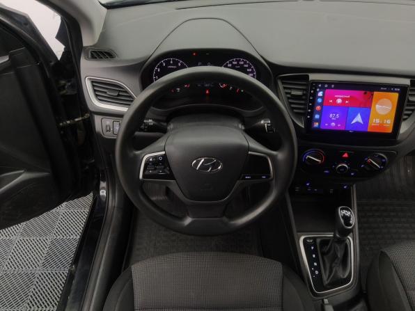 Hyundai Solaris II с пробегом 2018 года, цена 1 229 000 рублей, 158371 км, седан, Автокод Объявления