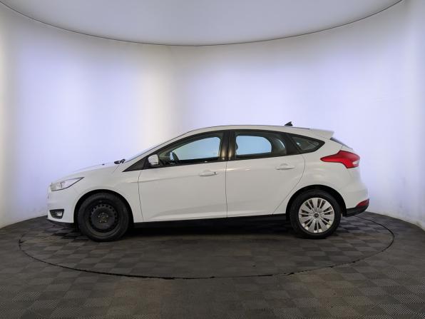 Ford Focus III Рестайлинг с пробегом 2018 года, цена 1 100 000 рублей, 75070 км, хэтчбек, Автокод Объявления