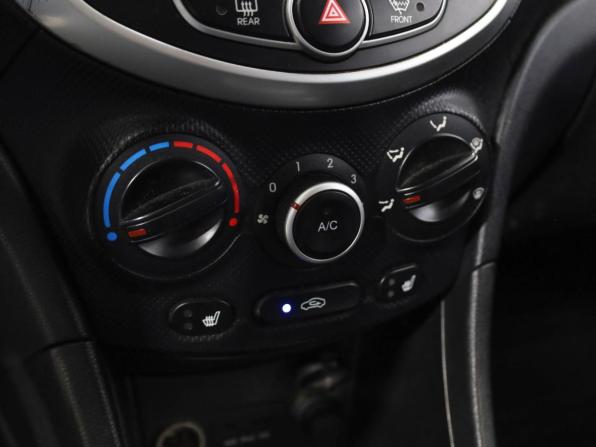 Hyundai Solaris I с пробегом 2013 года, цена 829 000 рублей, 128413 км, хэтчбек, Автокод Объявления