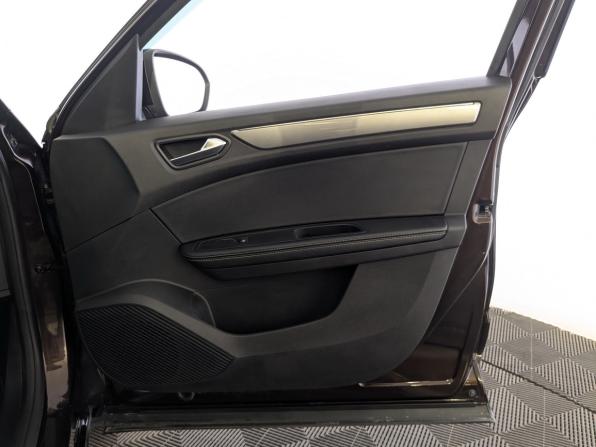 Renault Arkana I с пробегом 2019 года, цена 1 350 000 рублей, 162952 км, внедорожник, Автокод Объявления