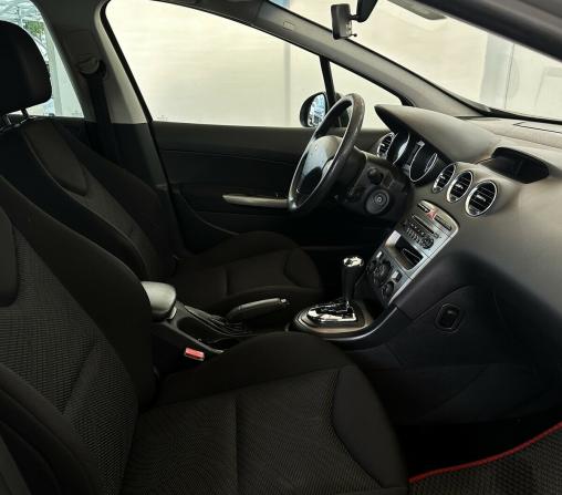 Peugeot 308 I с пробегом 2010 года, цена 420 000 рублей, 248182 км, хэтчбек, Автокод Объявления