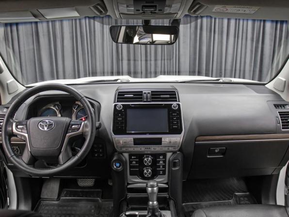 Toyota Land Cruiser Prado 150 Series Рестайлинг 2 с пробегом 2018 года, цена 5 898 000 рублей, 63947 км, внедорожник, Автокод Объявления