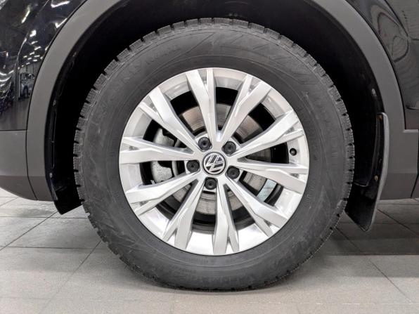 Volkswagen Tiguan II с пробегом 2019 года, цена 2 800 000 рублей, 49000 км, внедорожник, Автокод Объявления