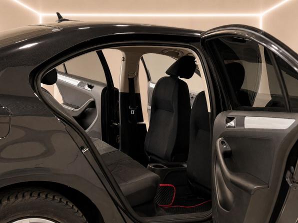 Volkswagen Jetta VI с пробегом 2012 года, цена 877 350 рублей, 190000 км, седан, Автокод Объявления