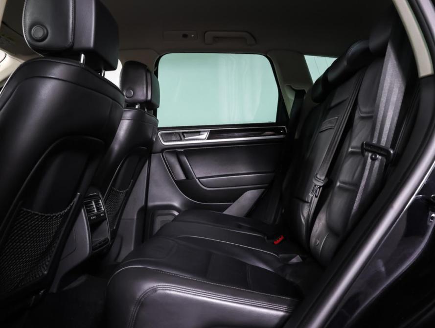 Volkswagen Touareg II Рестайлинг Москва  - изображение 12