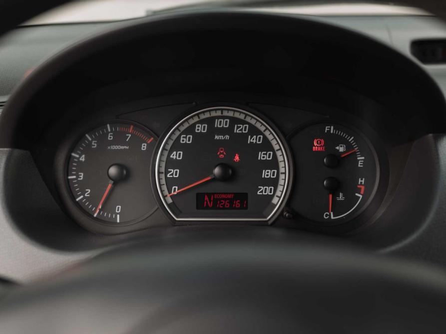 Suzuki Swift III Новосибирск  - изображение 13
