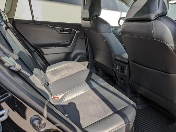 Toyota RAV4 V (XA50) с пробегом 2022 года, цена 3 585 000 рублей, 69928 км, внедорожник, Автокод Объявления